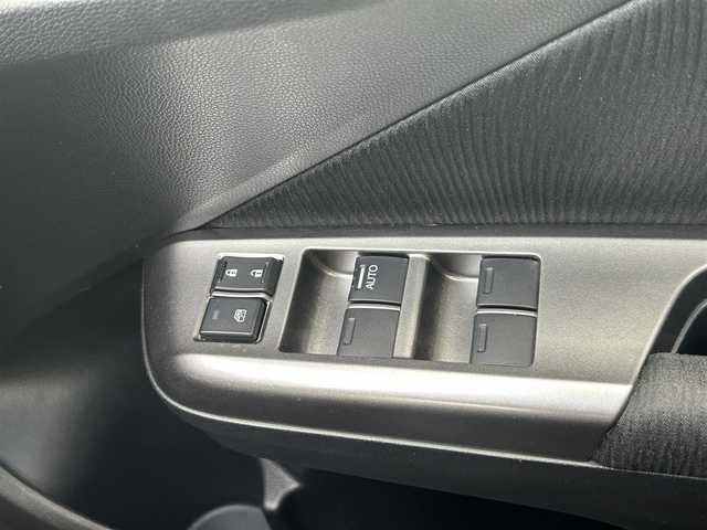 ホンダ グレイス ハイブリッド LX 兵庫県 2015(平27)年 7.3万km プレミアムディープロッソパール 登録時走行距離72436km/純正SDナビ/(AM/FM/DISC/TV/BT)/バックカメラ/クルーズコントロール/ETC/プッシュスタート/スマートキー/スペアキー/パワーウィンドウ/パワーステアリング/保証書/取扱説明書/記録簿/キセノンライト