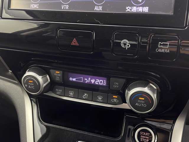 日産 セレナ ハイウェイスター G 大阪府 2017(平29)年 4.6万km ライムグリーンパール/ブラック プロパイロット/純正9インチSDナビ【MM516D-L】/【AM/FM/CD/DVD/Bluetooth/フルセグTV】/純正フリップダウンモニター/アラウンドビューモニター/デジタルインナーミラー/ビルトインETC/前方ドライブレコーダー/両側パワースライドドア/衝突被害軽減ブレーキ/インテリジェントパーキングアシスト/WAC/オートライト/ステアリングスイッチ/純正フロアマット/純正16インチAW/後席ロールサンシェード