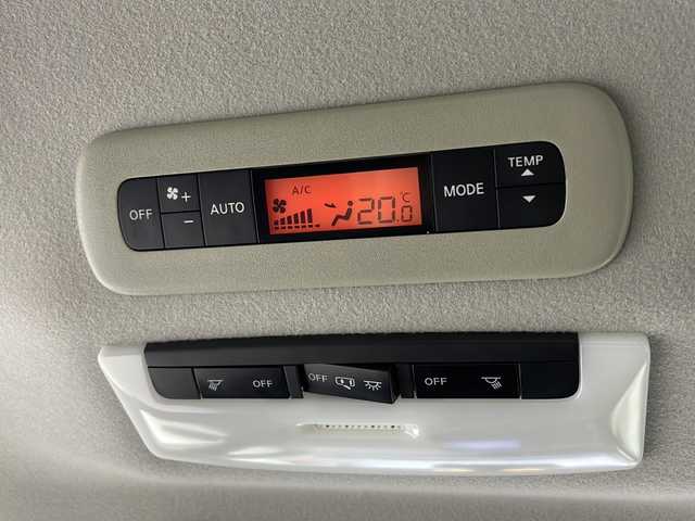 日産 セレナ ハイウェイスター G 大阪府 2017(平29)年 4.6万km ライムグリーンパール/ブラック プロパイロット/純正9インチSDナビ【MM516D-L】/【AM/FM/CD/DVD/Bluetooth/フルセグTV】/純正フリップダウンモニター/アラウンドビューモニター/デジタルインナーミラー/ビルトインETC/前方ドライブレコーダー/両側パワースライドドア/衝突被害軽減ブレーキ/インテリジェントパーキングアシスト/WAC/オートライト/ステアリングスイッチ/純正フロアマット/純正16インチAW/後席ロールサンシェード