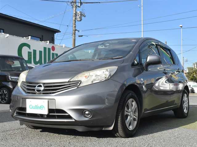 日産 ノート X 愛知県 2013(平25)年 4.2万km タイタニウムグレー ドラレコ/アイドリングストップ/プライバシーガラス/プッシュスタート/イモビライザー/純正HDDナビ/ワンセグTV/純正フロアマット/ドアバイザー/保証書/取説ナビ説