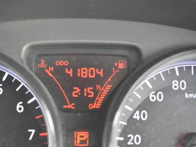 日産 ノート X 愛知県 2013(平25)年 4.2万km タイタニウムグレー ドラレコ/アイドリングストップ/プライバシーガラス/プッシュスタート/イモビライザー/純正HDDナビ/ワンセグTV/純正フロアマット/ドアバイザー/保証書/取説ナビ説