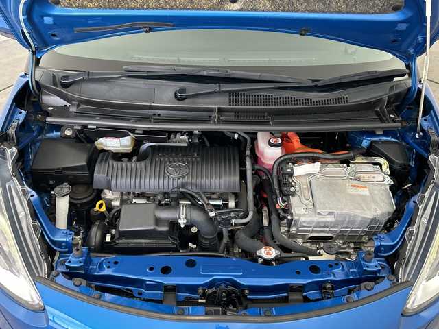 トヨタ シエンタ ハイブリッド G 三重県 2019(令1)年 4.1万km コバルトブルーメタリック /禁煙車//社外ディスプレイオーディオ//衝突被害軽減ブレーキ//レーンキープアシスト//両側パワースライドドア//ビルトインETC2.0//オートハイビーム//クルーズコントロール//電動格納ミラー//スマートキー