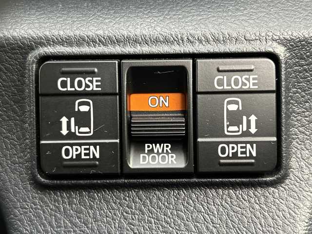 トヨタ シエンタ ハイブリッド G 三重県 2019(令1)年 4.1万km コバルトブルーメタリック /禁煙車//社外ディスプレイオーディオ//衝突被害軽減ブレーキ//レーンキープアシスト//両側パワースライドドア//ビルトインETC2.0//オートハイビーム//クルーズコントロール//電動格納ミラー//スマートキー