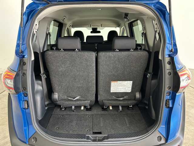 トヨタ シエンタ ハイブリッド G 三重県 2019(令1)年 4.1万km コバルトブルーメタリック /禁煙車//社外ディスプレイオーディオ//衝突被害軽減ブレーキ//レーンキープアシスト//両側パワースライドドア//ビルトインETC2.0//オートハイビーム//クルーズコントロール//電動格納ミラー//スマートキー