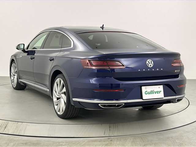 フォルクスワーゲン アルテオン TSI 4モーション エレガンス 熊本県 2019(令1)年 7.3万km アトランティックブルーM 保証書/取扱説明書/純正メモリーナビ/フルセグ/Bluetooth/サンルーフ/ディナウディオサウンド/パークアシスト/クルーズコントロール/パワーシート/シートヒーター/ハンドルヒーター/パドルシフト/ETC2.0/ドライブレコーダー/レザーシート/スマートキー×２