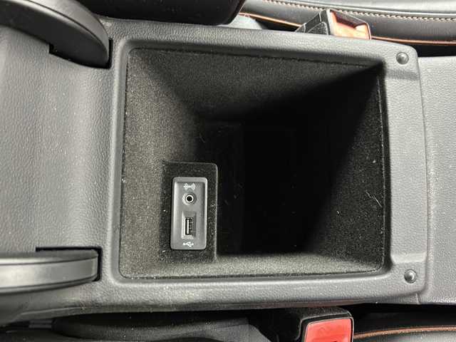 フォルクスワーゲン アルテオン TSI 4モーション エレガンス 熊本県 2019(令1)年 7.3万km アトランティックブルーM 保証書/取扱説明書/純正メモリーナビ/フルセグ/Bluetooth/サンルーフ/ディナウディオサウンド/パークアシスト/クルーズコントロール/パワーシート/シートヒーター/ハンドルヒーター/パドルシフト/ETC2.0/ドライブレコーダー/レザーシート/スマートキー×２