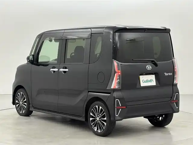 ダイハツ タント カスタム RS 福岡県 2021(令3)年 2.1万km ブラックマイカメタリック ワンオーナー　/純正ナビ／フルセグＴＶ　/ビルトインＥＴＣ　/３６０°ドラレコ　/レーダークルコン　/コーナーセンサー　/衝突被害軽減ブレーキ　/両側電動スライドドア　/シートヒーター　/ハーフレザーシート　/純正１５インチＡＷ　/ＬＥＤヘッドライト