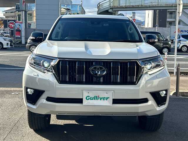 トヨタ ランドクルーザー プラド TX-L 70thアニバーサリーLTD 京都府 2021(令3)年 1.7万km ホワイトパールクリスタルシャイン ワンオーナー/純正メモリナビ/フルセグテレビ/バックカメラ/アラウンドビュー/Bluetooth/ウィンカーミラー/クルーズコントロール/サンルーフ/ドアバイザー/プッシュスタート/ビルトインETC2.0/衝突軽減ブレーキ/レーンキープ/コーナーセンサー