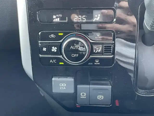 ダイハツ トール カスタムG 島根県 2023(令5)年 2.6万km ブラックマイカメタリック 社外ナビ/CD/DVD/DTV/Bluetooth/全方位カメラ/両側パワースライドドア/レーダークルーズコントロール/ステアリングスイッチ/社外AW付きスタッドレス積込/アイドリングストップ/LEDオートライト/コーナーセンサー /ビルトインETC/電子パーキング/純正フロアマット/純正ドアバイザー/スマートキー/スペアキー