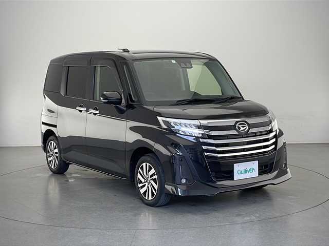 ダイハツ トール カスタムG 長野県 2023(令5)年 2.6万km ブラックマイカメタリック 社外ナビ/CD/DVD/DTV/Bluetooth/全方位カメラ/両側パワースライドドア/レーダークルーズコントロール/ステアリングスイッチ/社外AW付きスタッドレス積込/アイドリングストップ/電動格納ウインカーミラー/LEDオートライト/フォグランプ/コーナーセンサー /ビルトインETC/電子パーキング/純正フロアマット/純正ドアバイザー/二列目サンシェード/USB充電ポート/オートホールドブレーキ/電子パーキングブレーキ/パワーモード/シートリフター/スマートキー/スペアキー