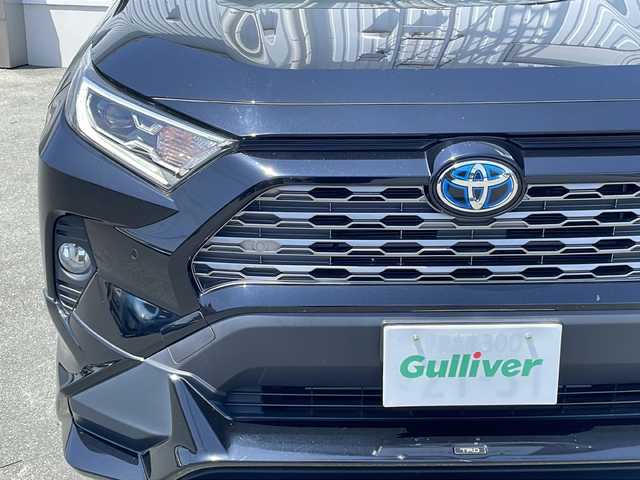 トヨタ ＲＡＶ４ ハイブリットG 三重県 2020(令2)年 9.6万km アティチュードブラックマイカ プッシュスタート/ビルトインETC/パワーバックドア/ステアリングスイッチ/革巻きステアリング/ステアリングヒーター/オートライト/オートマチックハイビーム/リヤクロストラフィックアラート/パーキングサポートブレーキ/ロードサインアシスト/純正フロアマット/純正ホイール/社外エアロ(TRD)/ルーフレール/レーダークルーズコントロール/レーンキープアシスト/前後ドライブレコーダー/パワーシート(D席)/シートヒーター(D+N席)/横滑り防止/純正SDナビ(AM/FM/CD/DVD/TV/BT)/バックカメラ/電子パーキング/黒革レザーシート/USB入力端子4か所/衝突軽減ブレーキ/ブラインドスポットモニター/コーナーセンサー/取扱説明書/ナビ取扱説明書/保証書/ワンオーナー/禁煙車/スペアキー