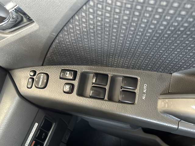 トヨタ アイシス プラタナ Uセレクション 鳥取県 2009(平21)年 19.3万km ブラックマイカ オート4WD/スマートドアロック/両側パワースライド/純正OPグリル/パドルシフト/社外メモリナビゲーション/フルセグ/クリアランスソナー/クリーンエアコン/オートライト/キセノンライト/フォグライト/保証書・取説