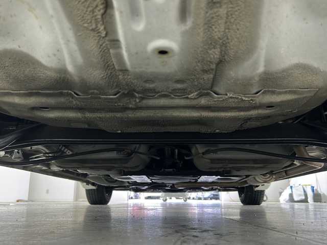 ホンダ フィット 13G Lパッケージ 宮城県 2013(平25)年 6.7万km アラバスターシルバーメタリック 純正オーディオ/LEDヘッドライト/オートライト/プッシュスタート/スマートキー×2/ECON/横滑り防止装置/アイドリングストップ/純正フロアマット/電動格納ミラー/ドアバイザー