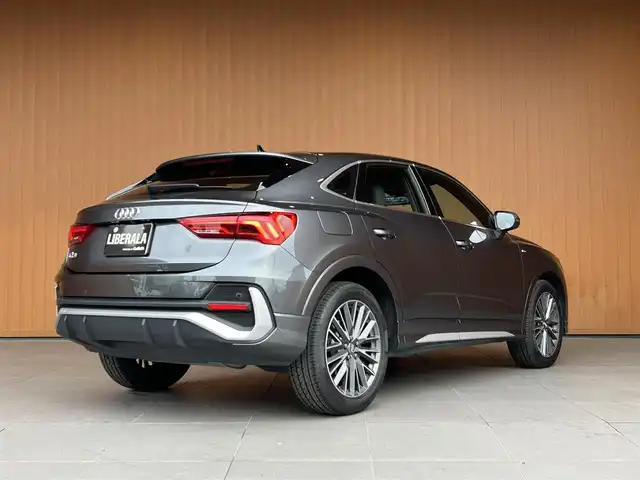 アウディ Ｑ３ SB 35TFSI Sライン 愛知県 2020(令2)年 4万km 白 純正ナビ /TV /360度カメラ /シートヒーター /パドルシフト /ベーシックパッケージ/Bang＆Olufsen3Dサウンドシステム/アシスタンスパッケージ/テクノロジーパッケージ/アンビエントライト/プラスパッケージ