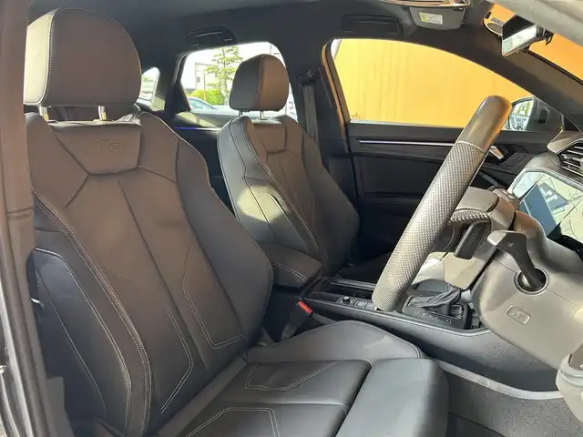 アウディ Ｑ３ SB 35TFSI Sライン 愛知県 2020(令2)年 4万km 白 純正ナビ /TV /360度カメラ /シートヒーター /パドルシフト /ベーシックパッケージ/Bang＆Olufsen3Dサウンドシステム/アシスタンスパッケージ/テクノロジーパッケージ/アンビエントライト/プラスパッケージ
