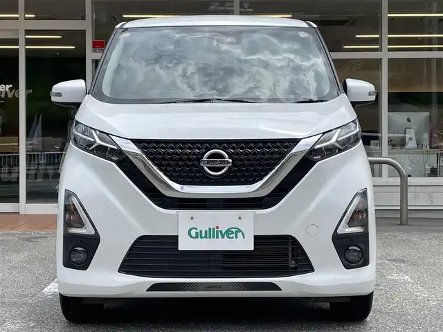 日産 デイズ ハイウェイスターG ターボ 岐阜県 2020(令2)年 4.9万km ホワイトパール /9インチナビTV//フルセグテレビ//4WD//シートヒーター//バックモニター//アイドリングストップ//ドアバイザー//プッシュスタート//ドアバイザー//スマートキー//ETC