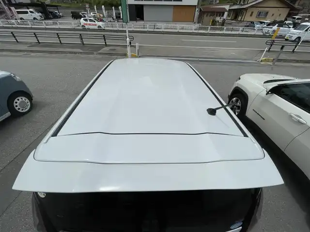 日産 デイズ ハイウェイスターG ターボ 岐阜県 2020(令2)年 4.9万km ホワイトパール /9インチナビTV//フルセグテレビ//4WD//シートヒーター//バックモニター//アイドリングストップ//ドアバイザー//プッシュスタート//ドアバイザー//スマートキー//ETC