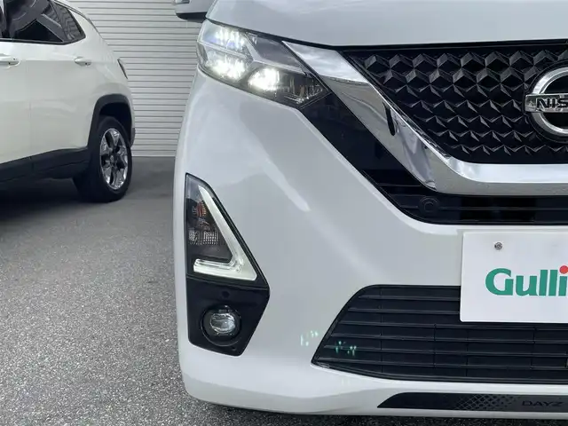 日産 デイズ ハイウェイスターG ターボ 岐阜県 2020(令2)年 4.9万km ホワイトパール /9インチナビTV//フルセグテレビ//4WD//シートヒーター//バックモニター//アイドリングストップ//ドアバイザー//プッシュスタート//ドアバイザー//スマートキー//ETC