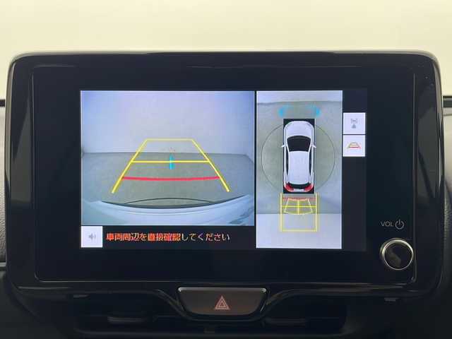 トヨタ ヤリスクロス ハイブリッド Z 秋田県 2024(令6)年 1.7万km ブラックマイカ/プラチナホワイトパールマイカ 4WD/トヨタセーフティセンス/レーダークルーズコントロール/クリアランスソナー/パワーバックドア/純正ディスプレイオーディオ/全方位カメラ/ビルトインETC/前後ドライブレコーダー/ヘッドアップディスプレイ/オートハイビーム/LEDヘッドライト/フォグランプ/オートライト/ステアリングスイッチ/ハンドルヒーター/革巻きハンドル/ハーフレザーシート/前席シートヒーター/D席パワーシート/純正フロアマット/純正18インチアルミホイール/スマートキー