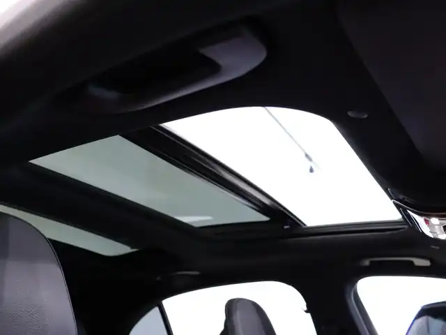 メルセデス・ベンツ Ｍ・ベンツ Ｃ２２０ｄ アバンギャルド　AMGライン 静岡県 2022(令4)年 2万km パール 1オーナー/サンルーフ　/レザーエクスクルーシブpk/レーダーセーフティ―pk/ベーシックpk　/ARナビ　360°カメラ　/ヘッドアップディスプレイ/アンビエントライト　/置くだけ充電　/電動トランク　/ドラレコF、R、360°　/パドルシフト　/885　オパリスホワイト（191/819円）