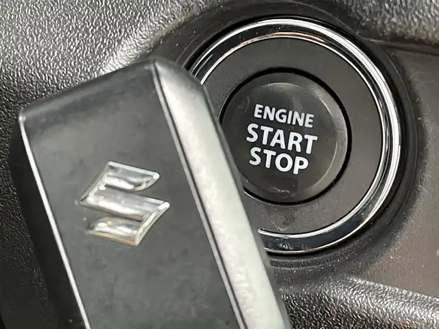 スズキ ジムニー XC 福岡県 2021(令3)年 2.1万km シフォンアイボリーメタリックブラック2トーンルーフ デュアルセンサーブレーキサポート/社外ナビ（ＭＤＶ－Ｄ３０８ＢＴ）/前席シートヒーター/クルーズコントロール/ＬＥＤオートライト/フォグランプ/ＥＴＣ/ワンセグ/ドアバイザー/スマートキー/純正アルミ