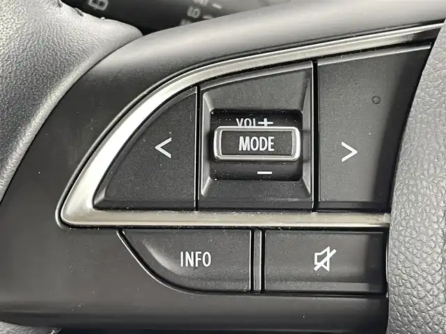 スズキ ジムニー XC 福岡県 2021(令3)年 2.1万km シフォンアイボリーメタリックブラック2トーンルーフ デュアルセンサーブレーキサポート/社外ナビ（ＭＤＶ－Ｄ３０８ＢＴ）/前席シートヒーター/クルーズコントロール/ＬＥＤオートライト/フォグランプ/ＥＴＣ/ワンセグ/ドアバイザー/スマートキー/純正アルミ