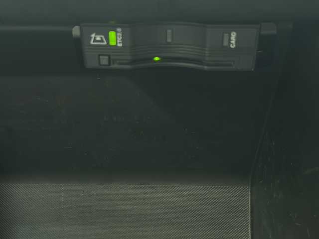 クライスラー・ジープ ジープ コンパス リミテッド 岐阜県 2022(令4)年 4.1万km 黒 純正ナビ/FM/FM/BluetoothAudio/AM/DTV/レザーシート/プッシュスタート/革ステアリング/ヒーテッドステアリング/パワーシート/アラウンドビゥーモニター/バックカメラ/パワーバックドア/衝突軽減ブレーキ/アクティブレーンマネジメント/トラフィックサインアシスト/側面距離警告/パークセンス/ドライバーアテンションアラート/ドアバイザー/ルーフレール/レーダークルーズコントロール/シートヒーター/オートエアコン/シート記憶メモリー/ETC