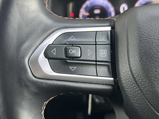 クライスラー・ジープ ジープ コンパス リミテッド 岐阜県 2022(令4)年 4.1万km 黒 純正ナビ/FM/FM/BluetoothAudio/AM/DTV/レザーシート/プッシュスタート/革ステアリング/ヒーテッドステアリング/パワーシート/アラウンドビゥーモニター/バックカメラ/パワーバックドア/衝突軽減ブレーキ/アクティブレーンマネジメント/トラフィックサインアシスト/側面距離警告/パークセンス/ドライバーアテンションアラート/ドアバイザー/ルーフレール/レーダークルーズコントロール/シートヒーター/オートエアコン/シート記憶メモリー/ETC