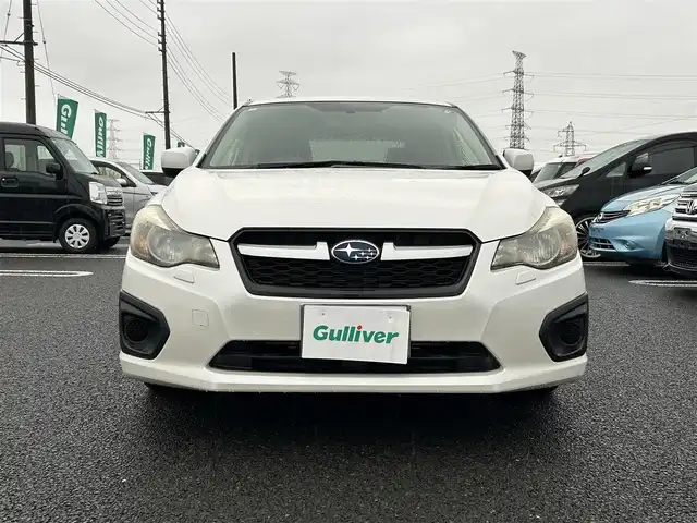 スバル インプレッサ スポーツ 1．6i 道央・札幌 2014(平26)年 5.5万km サテンホワイトパール 社外ナビ（AVIC-MRZ02）/前方ドライブレコーダー/（DRV-230）/ワンセグTV/ETC/純正フロアマット/ドアバイザー/リモコンキー/社外15インチアルミホイール/純正ホイールキャップ付きサマータイヤ積込