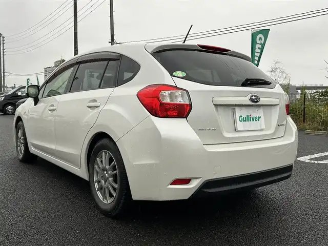 スバル インプレッサ スポーツ 1．6i 道央・札幌 2014(平26)年 5.5万km サテンホワイトパール 社外ナビ（AVIC-MRZ02）/前方ドライブレコーダー/（DRV-230）/ワンセグTV/ETC/純正フロアマット/ドアバイザー/リモコンキー/社外15インチアルミホイール/純正ホイールキャップ付きサマータイヤ積込