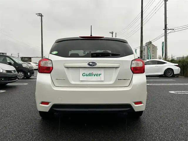 スバル インプレッサ スポーツ 1．6i 道央・札幌 2014(平26)年 5.5万km サテンホワイトパール 社外ナビ（AVIC-MRZ02）/前方ドライブレコーダー/（DRV-230）/ワンセグTV/ETC/純正フロアマット/ドアバイザー/リモコンキー/社外15インチアルミホイール/純正ホイールキャップ付きサマータイヤ積込