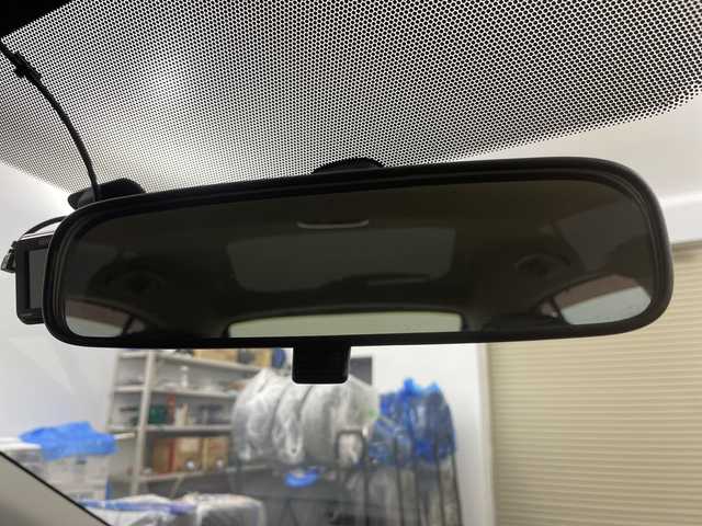 スバル インプレッサ スポーツ 1．6i 道央・札幌 2014(平26)年 5.5万km サテンホワイトパール 社外ナビ（AVIC-MRZ02）/前方ドライブレコーダー/（DRV-230）/ワンセグTV/ETC/純正フロアマット/ドアバイザー/リモコンキー/社外15インチアルミホイール/純正ホイールキャップ付きサマータイヤ積込