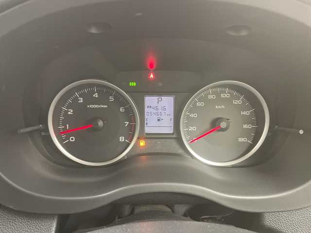 スバル インプレッサ スポーツ 1．6i 道央・札幌 2014(平26)年 5.5万km サテンホワイトパール 社外ナビ（AVIC-MRZ02）/前方ドライブレコーダー/（DRV-230）/ワンセグTV/ETC/純正フロアマット/ドアバイザー/リモコンキー/社外15インチアルミホイール/純正ホイールキャップ付きサマータイヤ積込