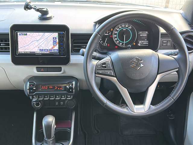 スズキ イグニス ハイブリッド S セレクション 広島県 2018(平30)年 1.6万km スピーディーブルーM 禁煙車/デュアルカメラブレーキサポート/車線逸脱警報/純正ナビ（KXM-E503W）/・フルセグ/CD/DVD/SD/BT/バックカメラ/革巻きステアリング/ステアリングスイッチ/シートヒーター/LEDヘッドライト/電動格納ウィンカーミラー/スマートキー/プッシュスタート/スペアキー/前ドライブレコーダー/ETC/純正フロアマット/純正ドアバイザー/Wエアバック