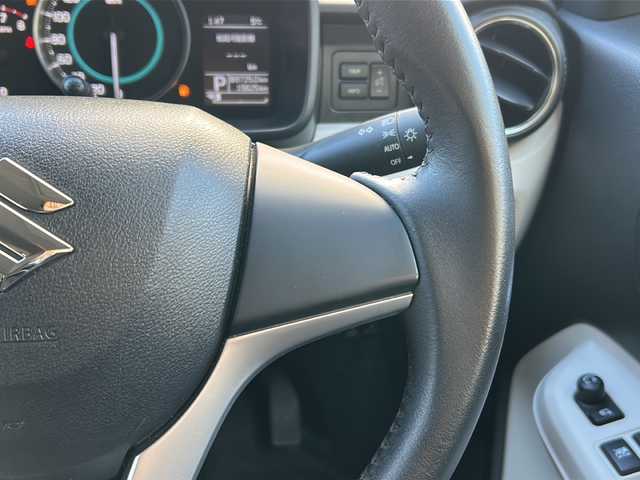 スズキ イグニス ハイブリッド S セレクション 広島県 2018(平30)年 1.6万km スピーディーブルーM 禁煙車/デュアルカメラブレーキサポート/車線逸脱警報/純正ナビ（KXM-E503W）/・フルセグ/CD/DVD/SD/BT/バックカメラ/革巻きステアリング/ステアリングスイッチ/シートヒーター/LEDヘッドライト/電動格納ウィンカーミラー/スマートキー/プッシュスタート/スペアキー/前ドライブレコーダー/ETC/純正フロアマット/純正ドアバイザー/Wエアバック