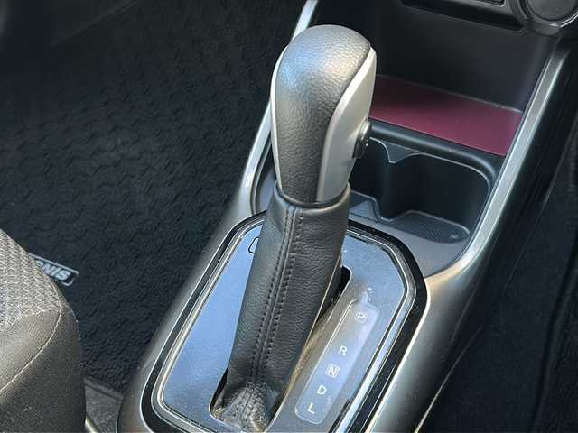 スズキ イグニス ハイブリッド S セレクション 広島県 2018(平30)年 1.6万km スピーディーブルーM 禁煙車/デュアルカメラブレーキサポート/車線逸脱警報/純正ナビ（KXM-E503W）/・フルセグ/CD/DVD/SD/BT/バックカメラ/革巻きステアリング/ステアリングスイッチ/シートヒーター/LEDヘッドライト/電動格納ウィンカーミラー/スマートキー/プッシュスタート/スペアキー/前ドライブレコーダー/ETC/純正フロアマット/純正ドアバイザー/Wエアバック