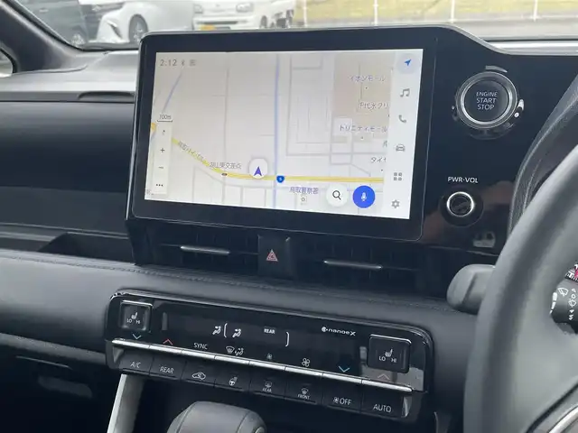 トヨタ ヴォクシー S－Z 鳥取県 2023(令5)年 4.8万km アティチュードブラックマイカ 純正１０．５型ナビ／ＴＶ／ＤＶＤ／ＣＤ／ＢＴ／ＨＤＭＩ　バックカメラ・ビルトインETC/前後ドライブレコーダー/純正フリップダウンモニター/トヨタセーフティセンス/レーダークルーズコントロール/レーンキープアシスト/快適利便パッケージHi/前席・後席シートヒーター/ハーフレザーシート/３眼ＬＥＤライト/オットマンシート/両側パワースライドドア/パワーバックドア/純正17インチアルミホイール/フロアマット・バイザー