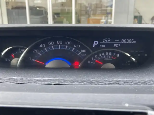 ダイハツ タント カスタム X トップED SA 千葉県 2014(平26)年 8.7万km ブラックマイカメタリック (株)IDOMが運営する【じしゃロン八千代店】の自社ローン対象車両になります。こちらは現金またはオートローンご利用時の価格です。自社ローンご希望の方は別途その旨お申付け下さい/純正SDナビ/パワースライドドア/Bluetooth接続/バックカメラ