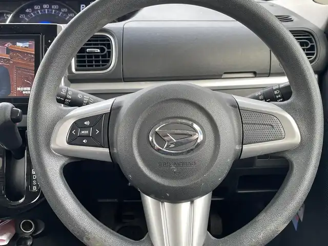 ダイハツ タント カスタム X トップED SA 千葉県 2014(平26)年 8.7万km ブラックマイカメタリック (株)IDOMが運営する【じしゃロン八千代店】の自社ローン対象車両になります。こちらは現金またはオートローンご利用時の価格です。自社ローンご希望の方は別途その旨お申付け下さい/純正SDナビ/パワースライドドア/Bluetooth接続/バックカメラ