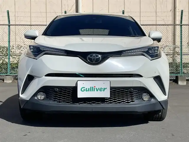 トヨタ Ｃ－ＨＲ G－T 東京都 2017(平29)年 7.1万km ホワイトパールクリスタルシャイン ユーザー買取車/純正ナビ/＜フルセグ/CD/DVD/AM/FM/BT/SD＞/バックビューモニター/追従クルコン/ＢＳＭ/ＰＣＳ/ＬＤＡ/クリアランスソナー/横滑り制御機能/シートヒーター/ビルトインＥＴＣ２．０/純正フロアマット/ドアバイザー/Ｆフォグランプ