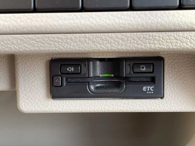 スズキ ラパン モード 愛媛県 2021(令3)年 4.2万km フォーンベージュメタリック/ホワイト2トーンルーフ 純正ナビ/Bluetooth/CD/DVD/フルセグ/SD/USB/禁煙車/全方位カメラ/バックカメラ/ドライブレコーダー前のみ/純正フロアマット/アイドリングストップ/ETC/前席シートヒーター/オートLEDヘッドライト/レーンキープアシスト/スマートキー/プッシュスタート/メンテナンスノート