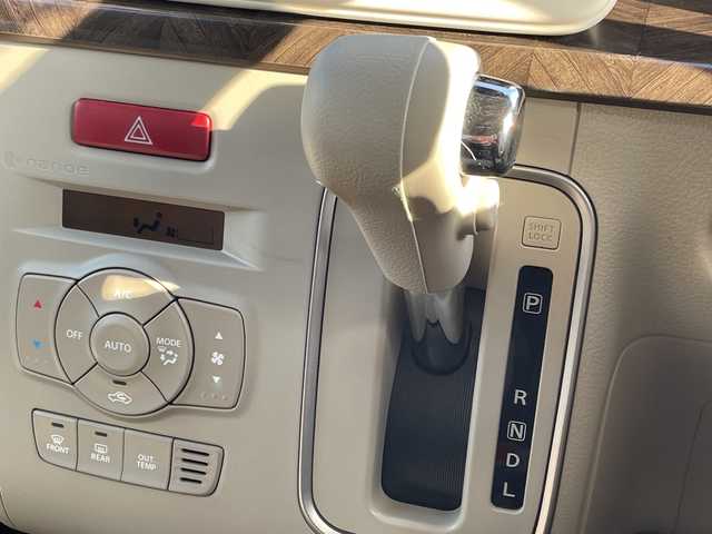 スズキ ラパン モード 愛媛県 2021(令3)年 4.2万km フォーンベージュメタリック/ホワイト2トーンルーフ 純正ナビ/Bluetooth/CD/DVD/フルセグ/SD/USB/禁煙車/全方位カメラ/バックカメラ/ドライブレコーダー前のみ/純正フロアマット/アイドリングストップ/ETC/前席シートヒーター/オートLEDヘッドライト/レーンキープアシスト/スマートキー/プッシュスタート/メンテナンスノート