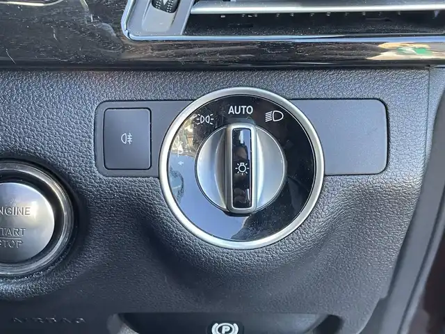 メルセデス・ベンツ Ｅ２５０ ブルーエフィシェンシー AVG 宮城県 2012(平24)年 7.8万km キュープライトブラウンM 純正メモリーナビ/（ＦＭ／ＡＭ／ＣＤ／ＤＶＤ／Ｂｌｕｅｔｏｏｔｈ）　/ハーフレザーシート　/プレセーフブレーキ　/クルーズコントロール　/ブラインドスポットモニター　/コーナーセンサー　/横滑り防止装置　/レーンキープアシスト/前席シートヒーター/前席パワーシート/シートメモリー/バックカメラ/スマートキー/プッシュスタート/ＥＴＣ