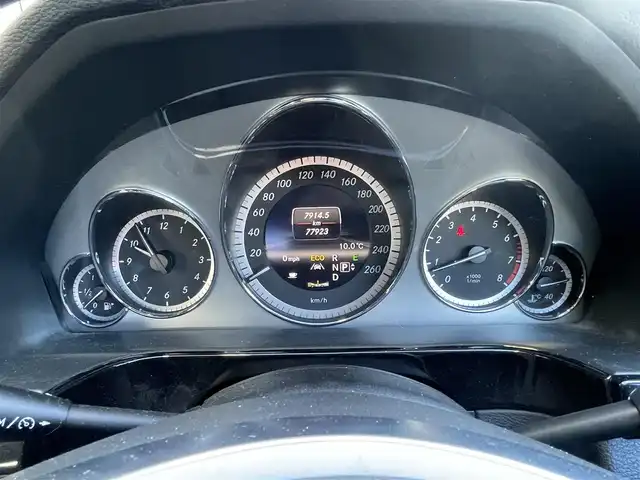 メルセデス・ベンツ Ｅ２５０ ブルーエフィシェンシー AVG 宮城県 2012(平24)年 7.8万km キュープライトブラウンM 純正メモリーナビ/（ＦＭ／ＡＭ／ＣＤ／ＤＶＤ／Ｂｌｕｅｔｏｏｔｈ）　/ハーフレザーシート　/プレセーフブレーキ　/クルーズコントロール　/ブラインドスポットモニター　/コーナーセンサー　/横滑り防止装置　/レーンキープアシスト/前席シートヒーター/前席パワーシート/シートメモリー/バックカメラ/スマートキー/プッシュスタート/ＥＴＣ