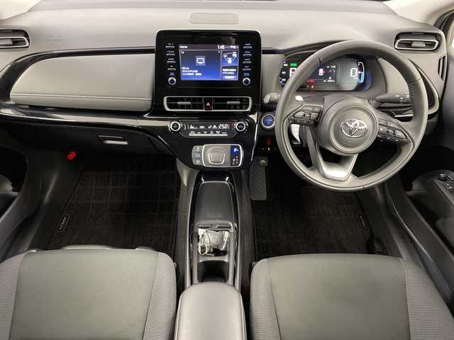 トヨタ アクア G 道央・札幌 2021(令3)年 2.6万km プラチナホワイトパールマイカ ・４ＷＤ　/ 寒冷地仕様　/・トヨタセーフティセンス/・プリクラッシュセーフティ/・レーダークルーズコントロール/・純正ディスプレイオーディオ　/・純正エンジンスターター　/・ステアリングヒーター　/・シートヒーター　/コーナーセンサー/・白線逸脱警報/・ＥＴＣ　/・LEDライト　/・オートライト/オートハイビーム　/・ＡＣ１００Ｖ　/・社外ドライブレコーダー（前後タイプ）/・冬タイヤ積込