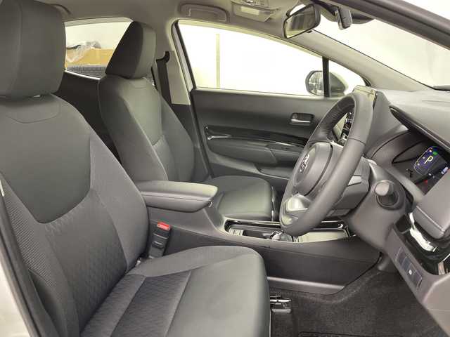 トヨタ アクア G 道央・札幌 2021(令3)年 2.6万km プラチナホワイトパールマイカ ・４ＷＤ　/ 寒冷地仕様　/・トヨタセーフティセンス/・プリクラッシュセーフティ/・レーダークルーズコントロール/・純正ディスプレイオーディオ　/・純正エンジンスターター　/・ステアリングヒーター　/・シートヒーター　/コーナーセンサー/・白線逸脱警報/・ＥＴＣ　/・LEDライト　/・オートライト/オートハイビーム　/・ＡＣ１００Ｖ　/・社外ドライブレコーダー（前後タイプ）/・冬タイヤ積込