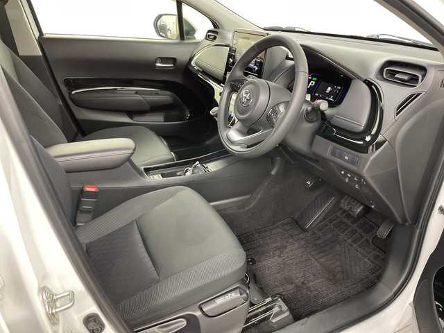 トヨタ アクア G 道央・札幌 2021(令3)年 2.6万km プラチナホワイトパールマイカ ・４ＷＤ　/ 寒冷地仕様　/・トヨタセーフティセンス/・プリクラッシュセーフティ/・レーダークルーズコントロール/・純正ディスプレイオーディオ　/・純正エンジンスターター　/・ステアリングヒーター　/・シートヒーター　/コーナーセンサー/・白線逸脱警報/・ＥＴＣ　/・LEDライト　/・オートライト/オートハイビーム　/・ＡＣ１００Ｖ　/・社外ドライブレコーダー（前後タイプ）/・冬タイヤ積込