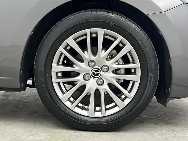 マツダ マツダ２ 15S Lパッケージ 三重県 2020(令2)年 3.2万km マシーングレープレミアムM 禁煙車/純正ナビ/全方位カメラ/ヘッドアップディスプレイ/ブラインドスポットモニター/パドルシフト/運転席メモリ付パワーシート/前席シートヒーター/ステアリングヒーター/レーダークルーズコントロール/フルセグ/革巻ステアリング/純正16インチAW