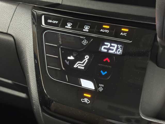 日産 ルークス HWS X プロパイロットED 三重県 2022(令4)年 2.9万km ブラック S-HYBRID/FF/インパネCVT/純正 7インチナビ MJ121D-W/（iPod/SD/FM/AM/TV/USB/CD/Bluetooth/VTR/AUX）/アラウンドビューモニター/両側ハンズフリーオートスライドドア/ビルトイン ETC2.0/安全/・インテリジェントエマージェンシーブレーキ/・車線逸脱警報（LDW）/・車線逸脱防止支援（インテリジェントLI）/・ふらつき警報（インテリジェントDA）/・プロパイロット/・先行車発進お知らせ/・標識表示機能（最高速度・進入禁止）/・フロント＆バックソナー/装備/・【OP】プレミアムグラデーションインテリア（ハーフレザー、ブラウンパネル、革巻きステアリングなど）/・オートエアコン/・電子パーキングブレーキ＆ブレーキホールド/・LEDヘッドライト＆フロントフォグライト/・ハイビームアシスト/・ステアリングスイッチ/・純正14inAW/・助手席肩口リクライニングレバー/・インテリジェントキーx2/など