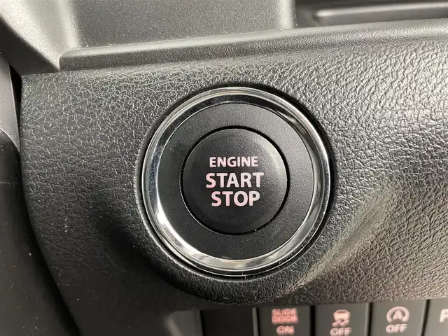 スズキ ソリオ バンディット HV MV 福岡県 2020(令2)年 6万km ファーベントレッド/スーパーブラックパール 純正８型ナビ（ＢＴ，フルセグＴＶ）　/全方位カメラ　/前方ドライブレコーダー　/ＡＣＣ　/コーナーセンサー　/衝突被害軽減ブレーキ　/レーンキープ　/パドルシフト　/両側電動スライドドア　/シートヒーター　/ＬＥＤライト